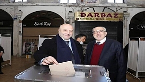 Kapalıçarşıda Fatih Kurtulmuş yeniden başkan seçildi